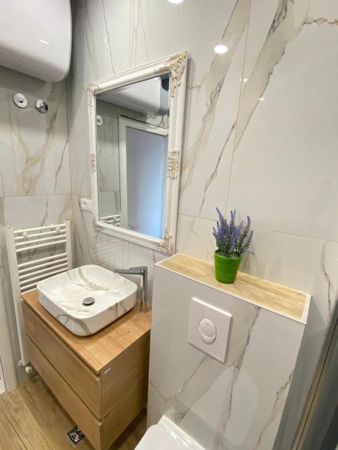 Apartment Lana Baška Voda エクステリア 写真