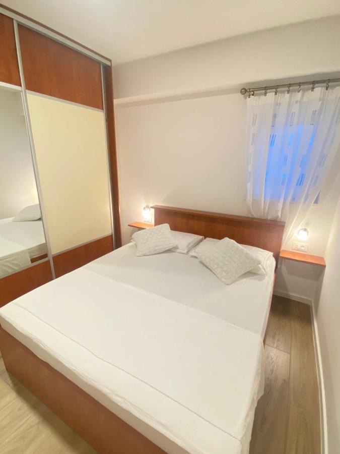 Apartment Lana Baška Voda エクステリア 写真